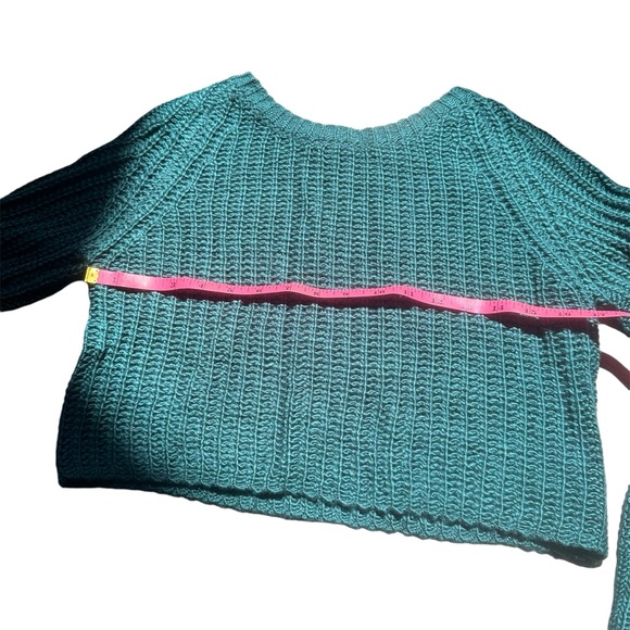 Kimchi Blue UO Crop Teal Knit Sweater in Women’s Size Small - Picture 8 of 13